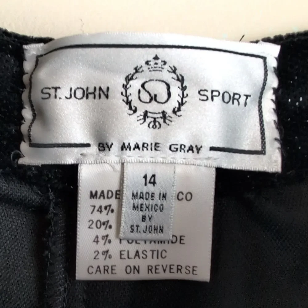Elegant St John Sport by Marie Gray Black Velvet Metallic Sparkle Trouser Pants